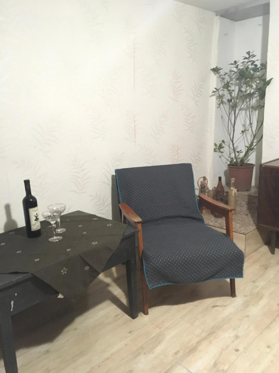 Birdhouse Rooms Tbilisi Bagian luar foto