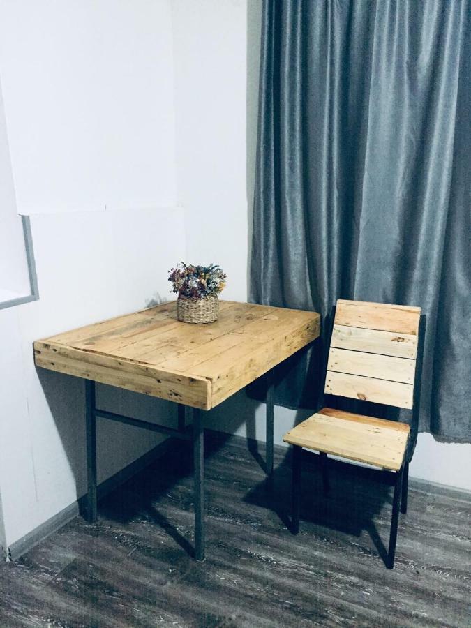 Birdhouse Rooms Tbilisi Bagian luar foto